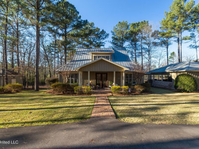 35 Boggy Hollow Rd Purvis, MS 39475