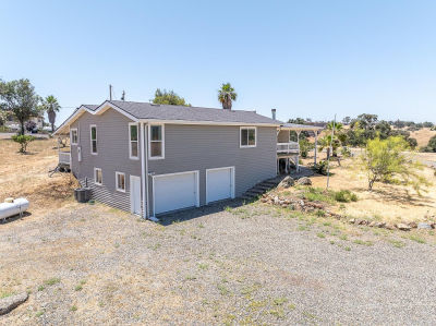 9570 Banderilla Dr La Grange, CA 95329