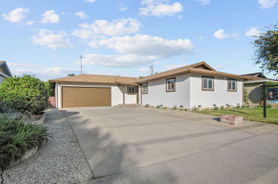 2409 Newport Dr Modesto, CA 95350