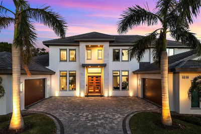 3236 Founders Club Dr Sarasota, FL 34240