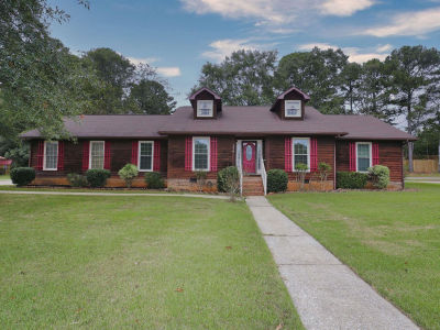 1214 Greensboro Dr Oxford, AL 36203