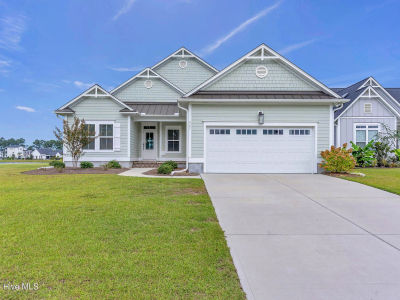 357 Spicer Lake Dr Holly Ridge, NC 28445