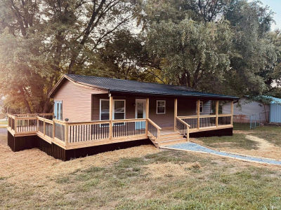 23 Red Hill Addition Springville, IN 47462