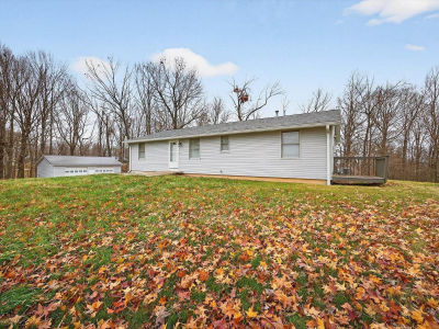 4496 Blue Springs Dr Spencer, IN 47460