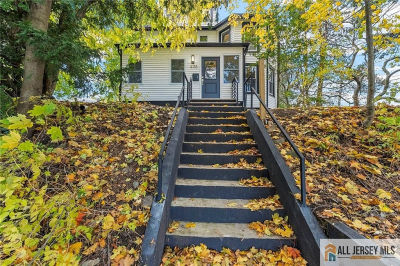 498 Alpine St South Amboy, NJ 08879