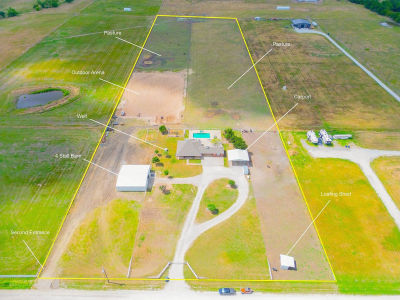 2500 County Road 332 Era, TX 76238