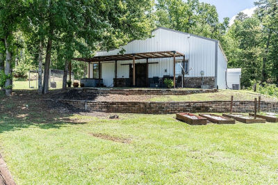 240 Private Road 5515 Palestine, TX 75801