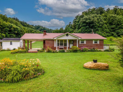 30 Jayne Dr Salyersville, KY 41465