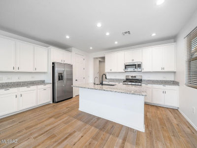 21711 E Holstein Way Red Rock, AZ 85145