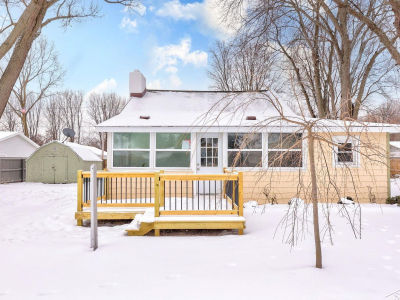 39 Spruce Ridge Dr Bay City, MI 48706