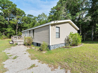 1586 W Kilbart Dr SW Ocean Isle Beach, NC 28469