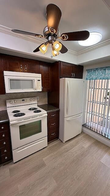 2209 SW 15th St APT 241 Deerfield Beach, FL 33442