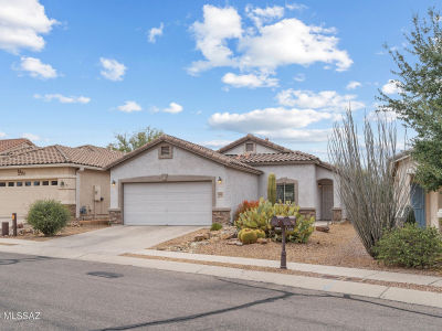 1366 W Calle Las Guijas Sahuarita, AZ 85629