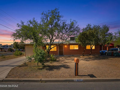 3372 E 24th St Tucson, AZ 85713