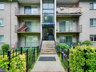 625A Chesapeake St SE UNIT 202 Washington, DC 20032