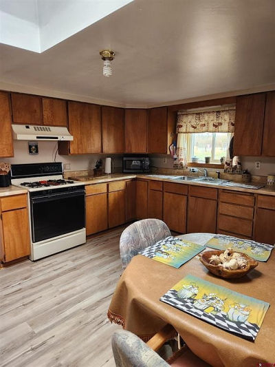 5272 W County Road 5 Rd N Del Norte, CO 81132