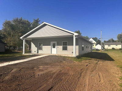 511 Pine St Mauston, WI 53948