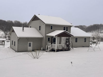 S6720 Eli Valley Rd Loganville, WI 53943