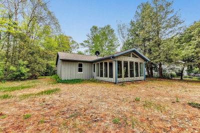 N7119 River Dr Shawano, WI 54166