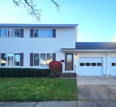 434 E Exchange St #2 Sycamore, IL 60178