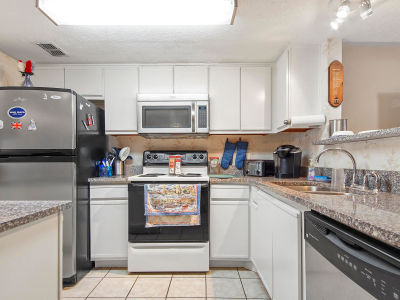 124 W Leslie Ln Panama City Beach, FL 32407