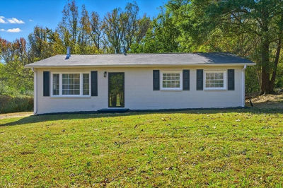 761 W 5th St Chase City, VA 23924