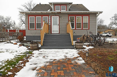 624 Main St Pukwana, SD 57370