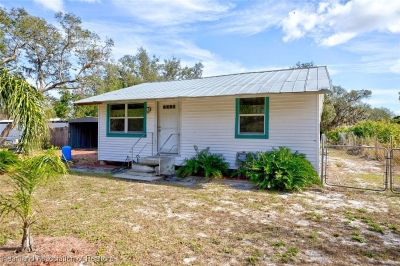 200 Spurlock Rd Frostproof, FL 33843