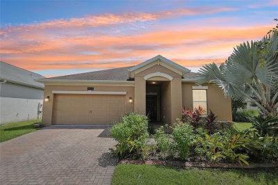 9923 Magnolia Woods Blvd Orlando, FL 32832