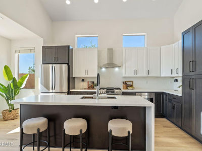 16142 N 102nd Way Scottsdale, AZ 85255