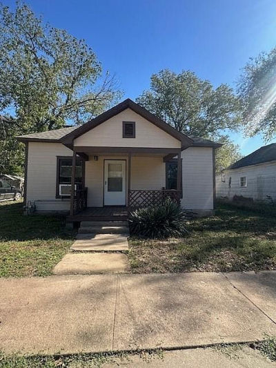 528 S 13th St Independence, KS 67301