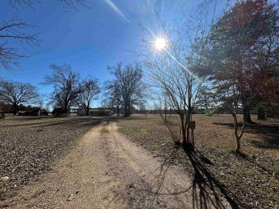 3866 W 114th Hwy Star City, AR 71667