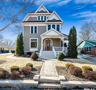 968 N Broad St Galesburg, IL 61401