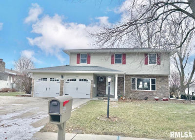 1963 W Losey St Galesburg, IL 61401