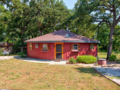 400 Oak St Nocona, TX 76255