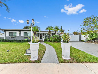 12470 SW 191st Ter Miami, FL 33177