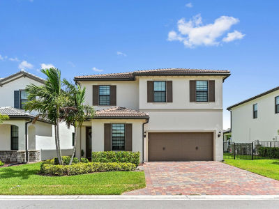 8641 Patron Ln Lake Worth, FL 33467
