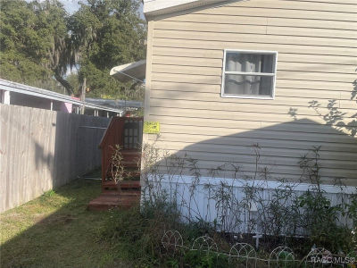 4025 N Bluewater Dr Hernando, FL 34442