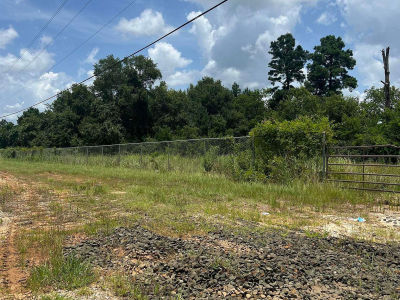 Loop 500 Center, TX 75935