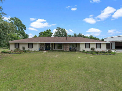 7800 Fm 417 W Center, TX 75935
