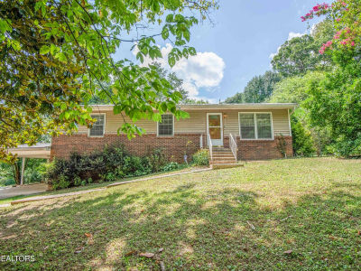 339 Cofer Cir Harriman, TN 37748