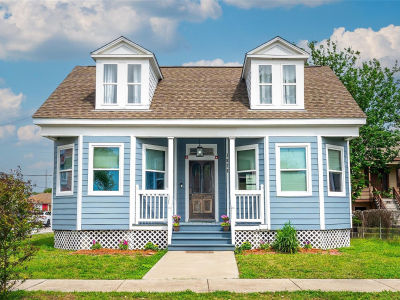 1828 Ursuline St Galveston, TX 77550