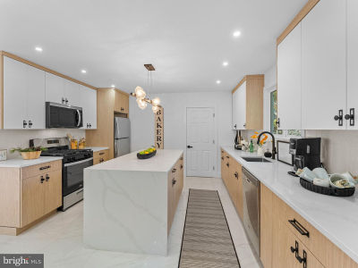 25 N Evergreen Ave Woodbury, NJ 08096