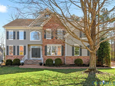 4513 Lake Summer Mews Moseley, VA 23120