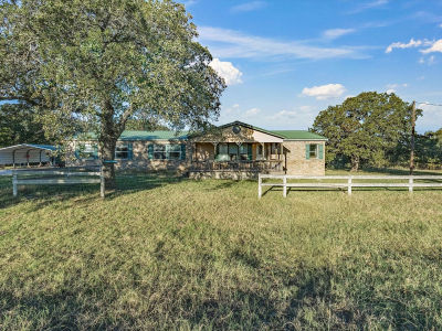 381 W McCool Rd Nocona, TX 76255