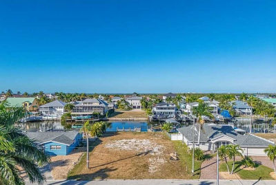 18164 Cutlass Dr, Fort Myers Beach, FL, USA