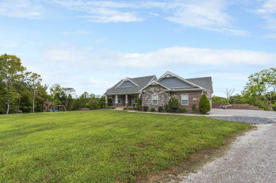 360 Winford Drive, Waco, KY, USA