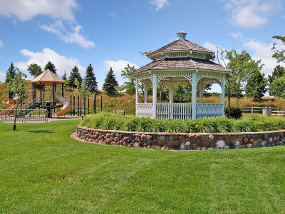 7216 Gunflint Trl Chanhassen, MN 55317