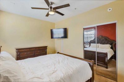 303 East Dayman Street, #5 Long Beach, CA, USA