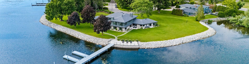 Erika Skogg Top real estate agent in Sturgeon Bay
